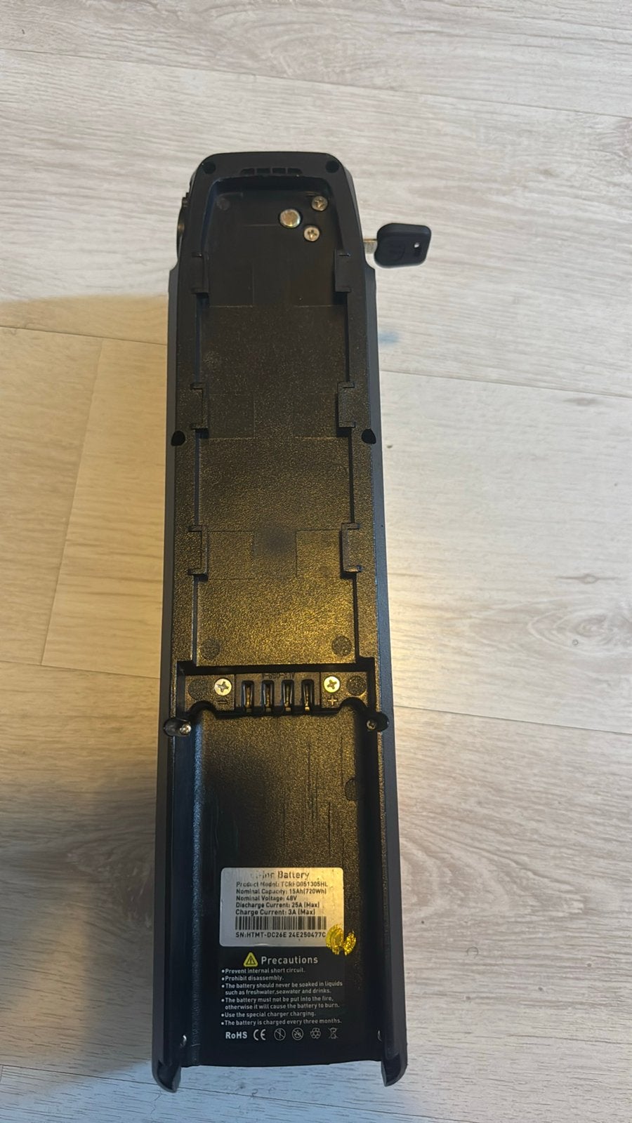 E-bike accu 48V 15Ah met sleutel - gebruikt, Fietsen en Brommers, Fietsaccessoires | Fietsaccu's, Ophalen, Gebruikt