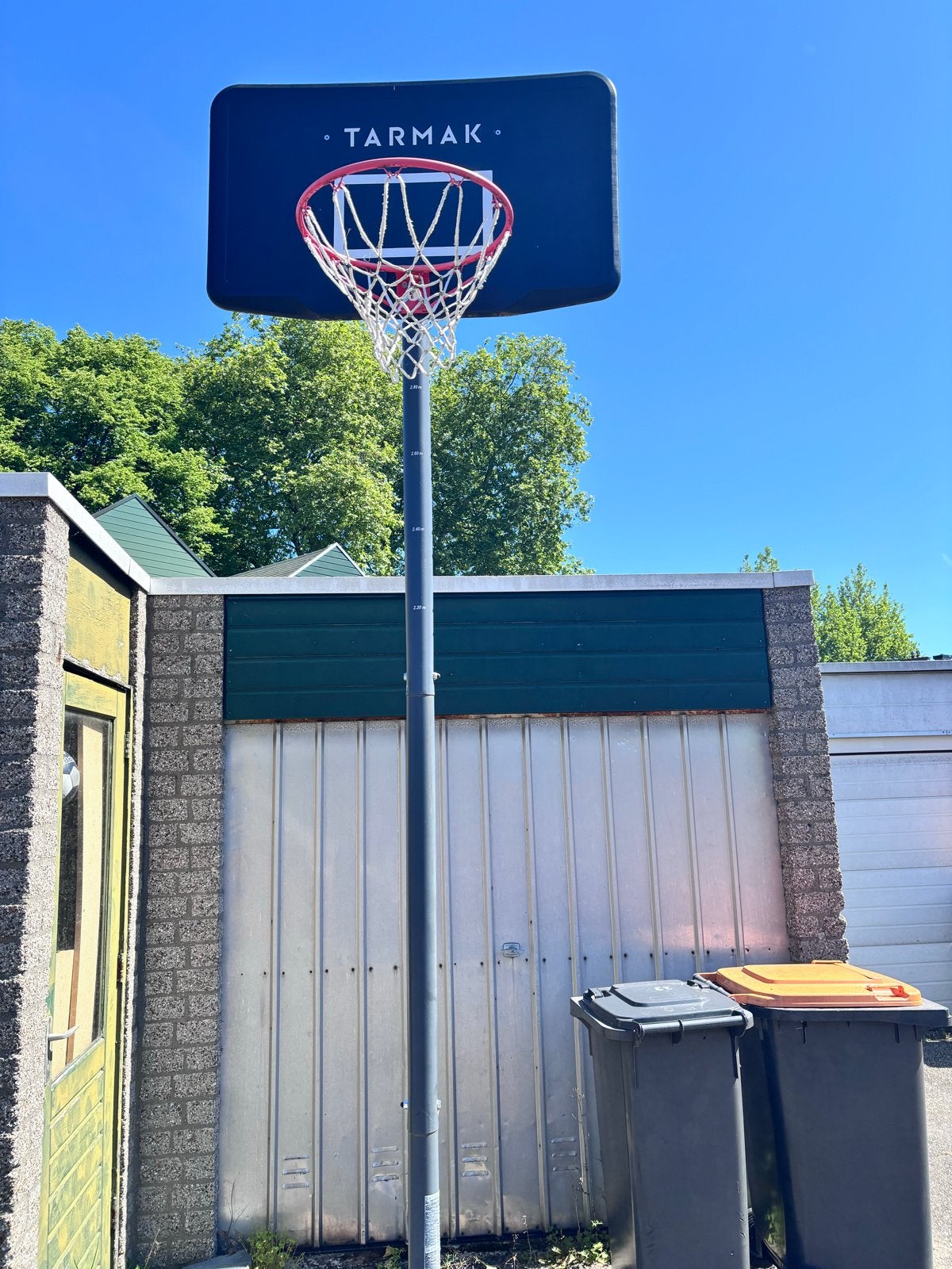Tarmak basketbalring met paal en voet, Ophalen, Gebruikt, Ring, Bord of Paal