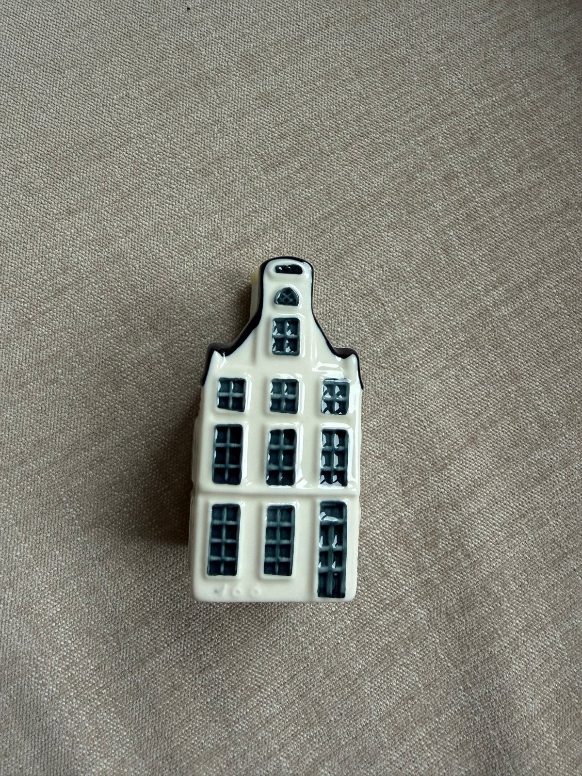 KLM huisje nr. 19 - Delfts Blauw BOLS Jenever, Ophalen of Verzenden, Zo goed als nieuw, 1 t/m 20, Gevuld