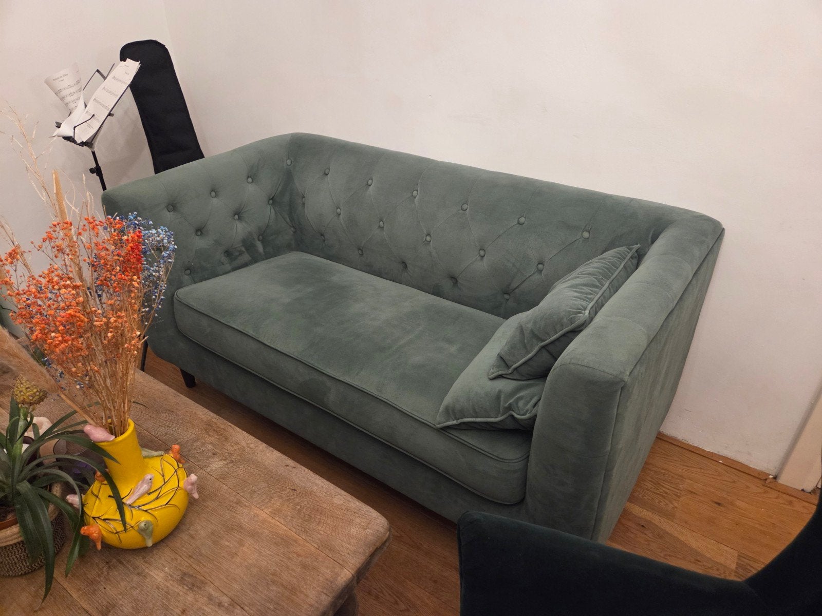 Groene Velvet 2-zitsbank in Chesterfield Stijl, 150 tot 200 cm, Chesterfield, Tweepersoons, 75 tot 100 cm