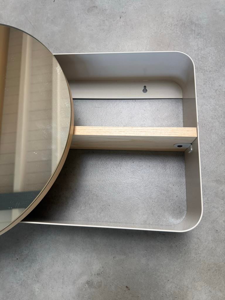 Spiegel met opbergvak, Minder dan 50 cm, Gebruikt, Rond, Ophalen of Verzenden