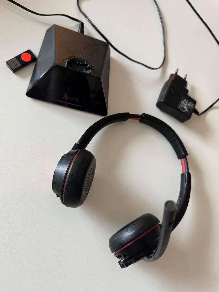 Poly Voyager 4220 UC Draadloze Headset met Oplaadstation, Computers en Software, Ophalen of Verzenden, Zo goed als nieuw