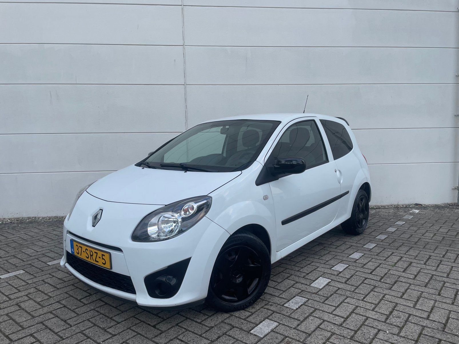 Renault Twingo 1.2 16V 2011 Wit/AIRCO/APK-05-2027/NETJES/, Auto's, Twingo, 74 pk, Zwart, 4 cilinders