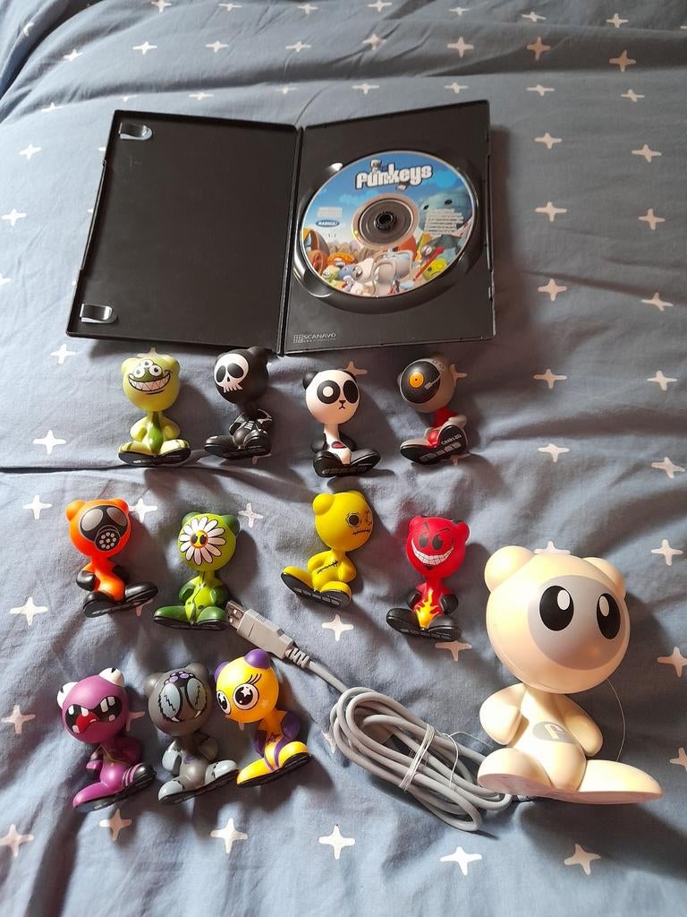 Funkeys met Hub + 11 Funkeys en CD, Spelcomputers en Games, 1 speler, Ophalen of Verzenden, Zo goed als nieuw, Vanaf 7 jaar