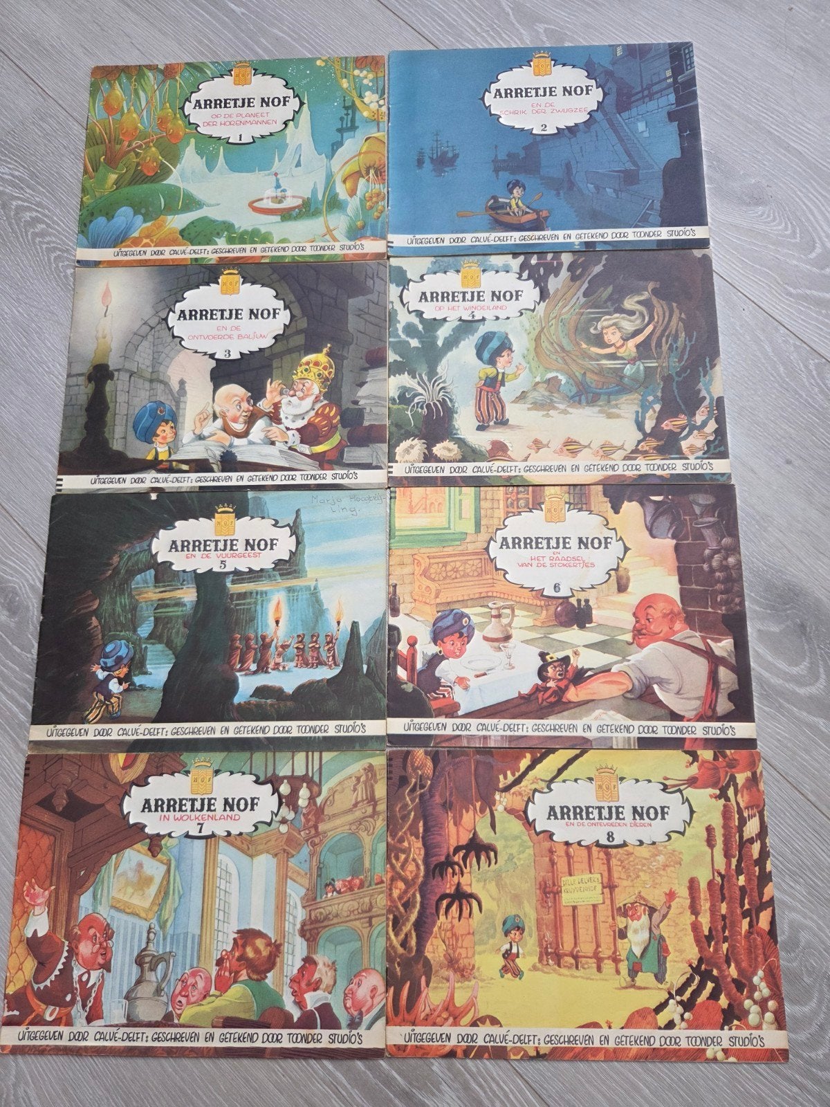 Arretje Nof - Complete serie 1 tm 8 - Toonder Studio's, Boeken, Complete serie of reeks, Ophalen of Verzenden, Gelezen