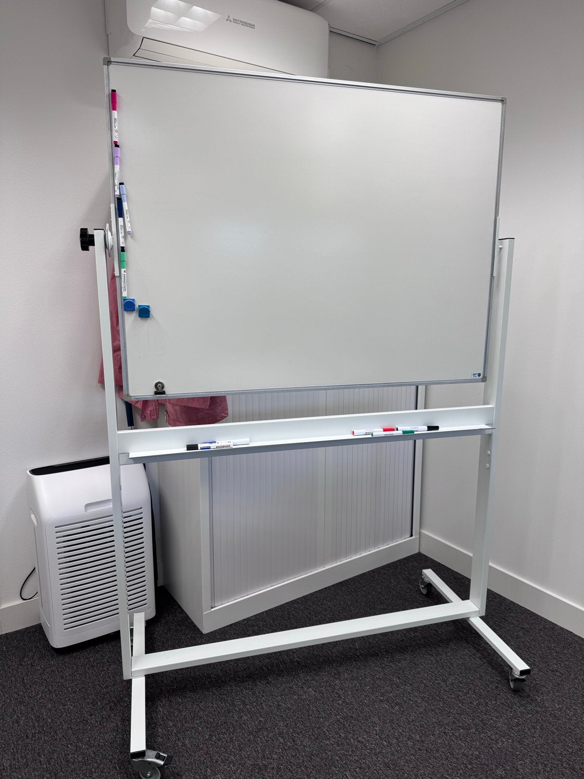 Losstaand, verrijdbaar whiteboard, Ophalen, Gebruikt, Whiteboard