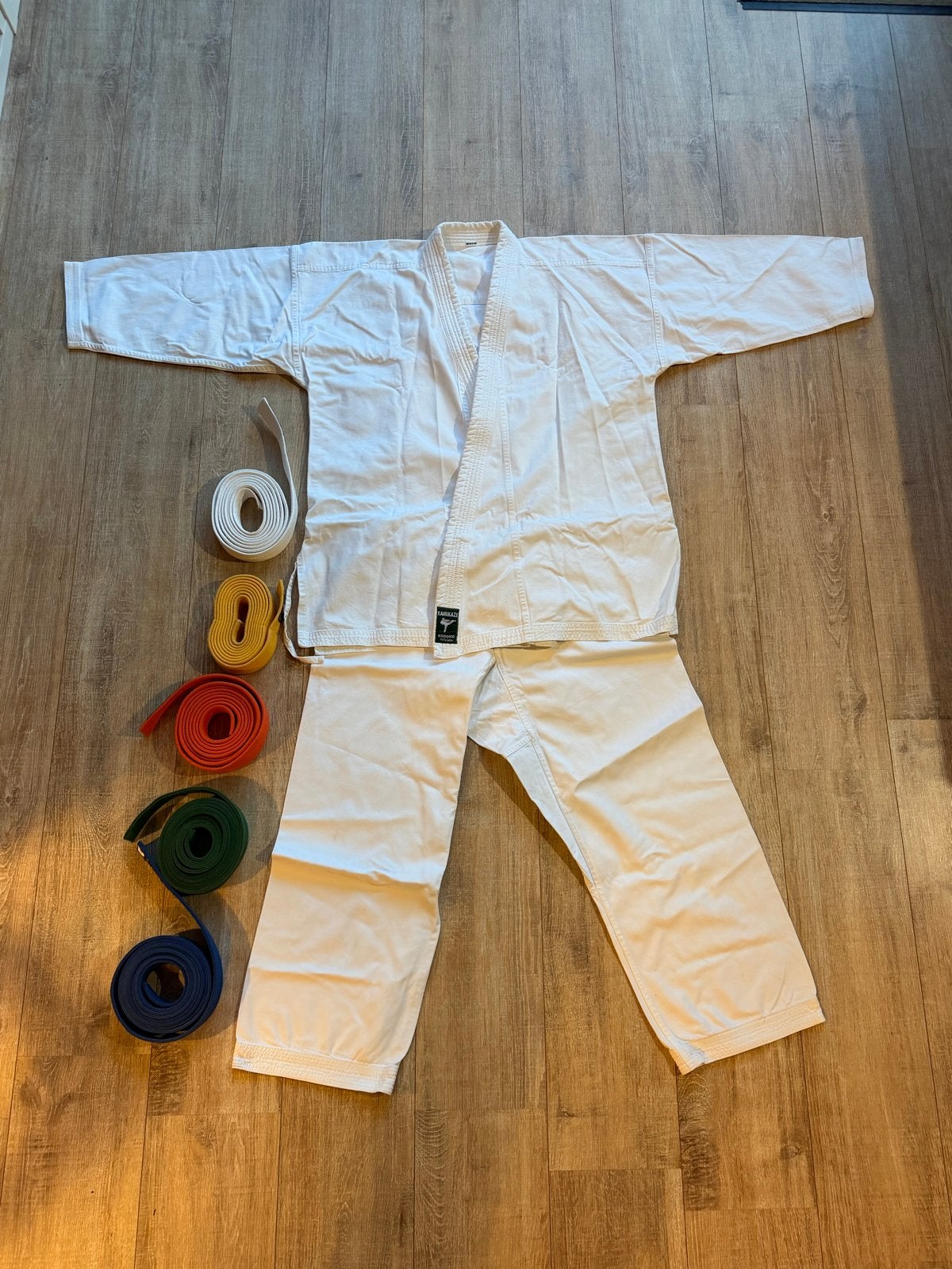 Kamikaze Kodomo Karatepak - Maat 4/170 (zonder de banden!), Vechtsportpak, Zo goed als nieuw, Karate, Maat M