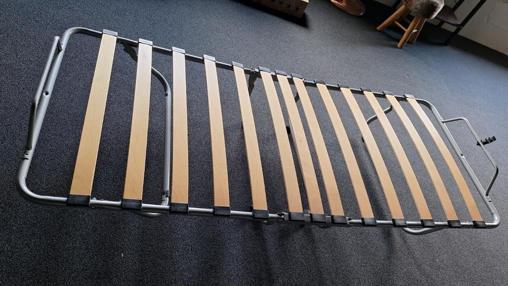 Stretcher, logeerbed,campingbed, Ophalen, Zo goed als nieuw, Eenpersoons, 80 cm