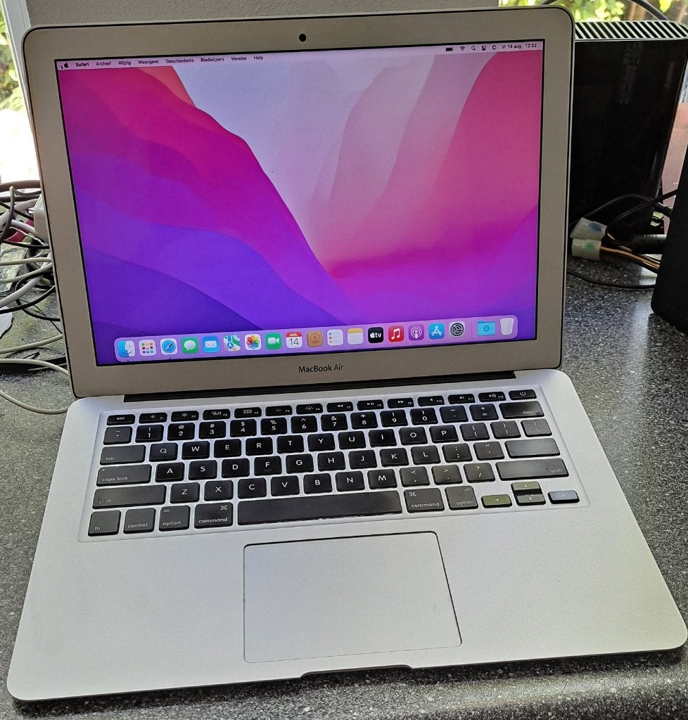MacBook Air A1466 Silver 13 inch i5, Computers en Software, Apple Macbooks, Gebruikt, 256 GB, Apple, 8 GB