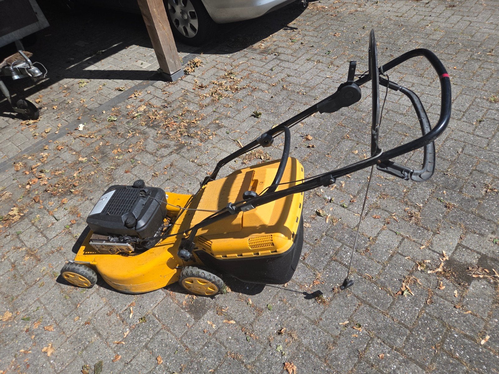 Stiga Benzine Grasmaaier , met klein defect, Ophalen, Cirkelmaaier, Gebruikt, Stiga
