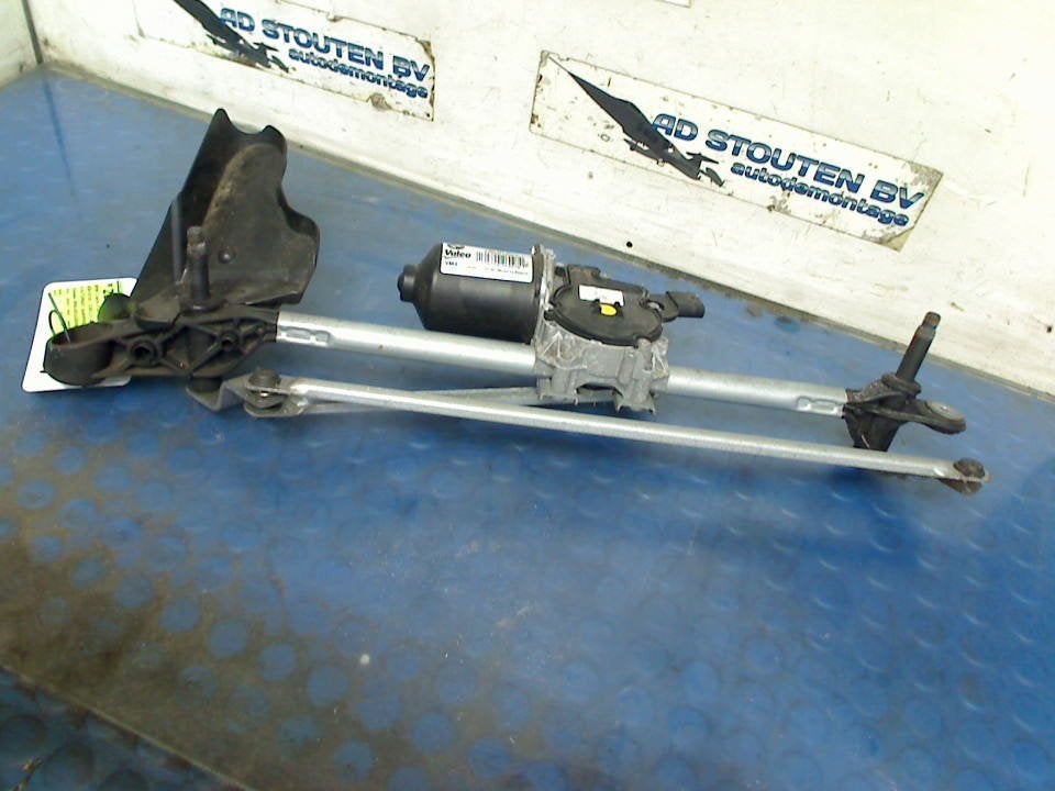 Ruitenwisser Mech + Motor VOOR BMW 1 serie (F20) 726750303, Gebruikt, Petuelring 130, München 80809, , Duitsland, BMW, Bayerische Motoren Werke AG