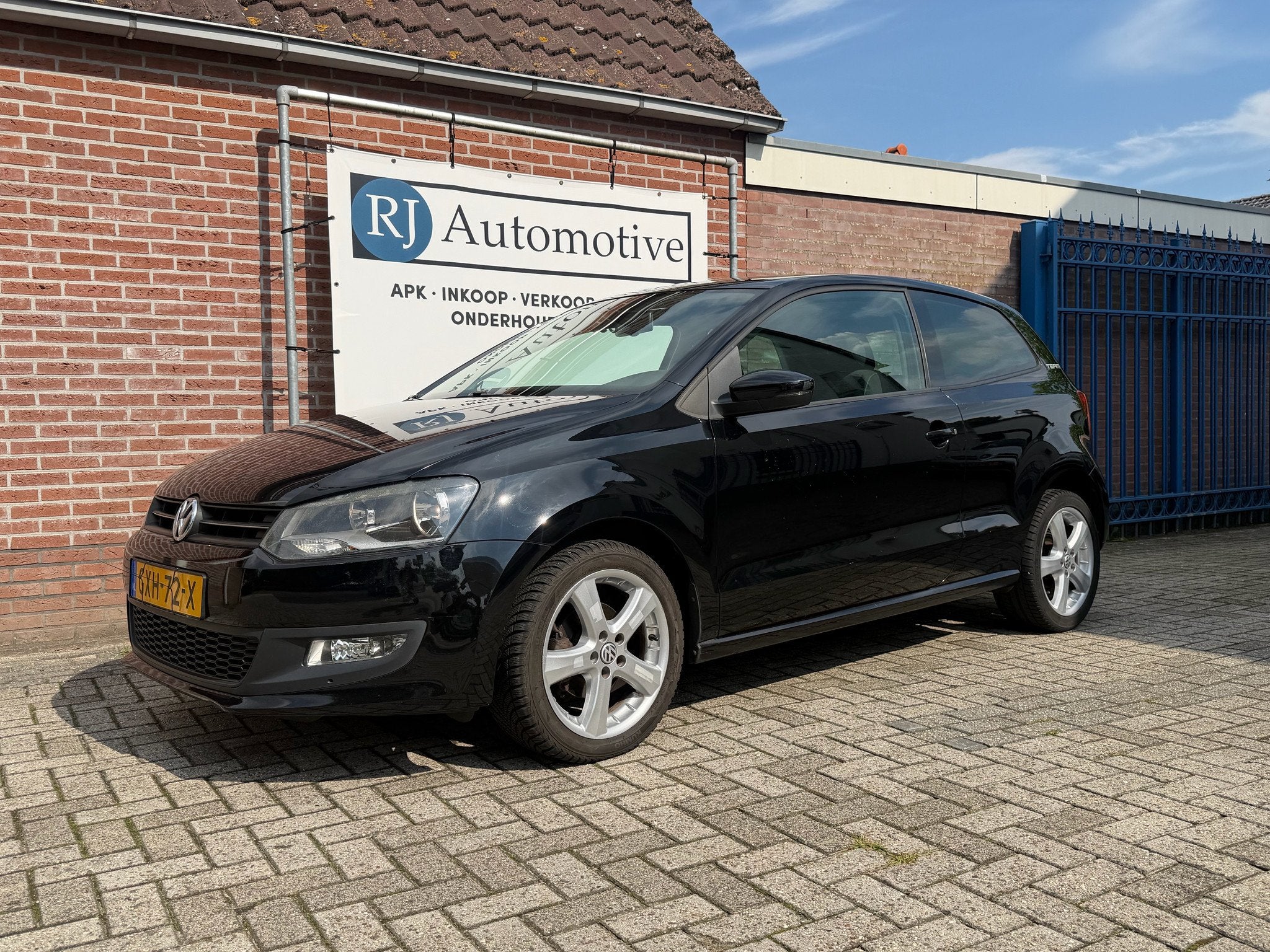 Volkswagen Polo 1.2 TSI Highline DSG/APK/CLIMA (bj 2010), Euro 5, Gebruikt, 4 cilinders, Zwart