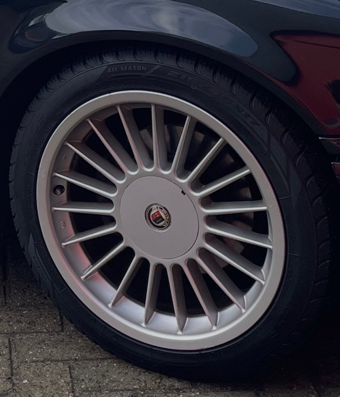 Alpina velgen met All Season banden - 17 inch, Auto-onderdelen, Ophalen, Banden en Velgen, 17 inch, All Season