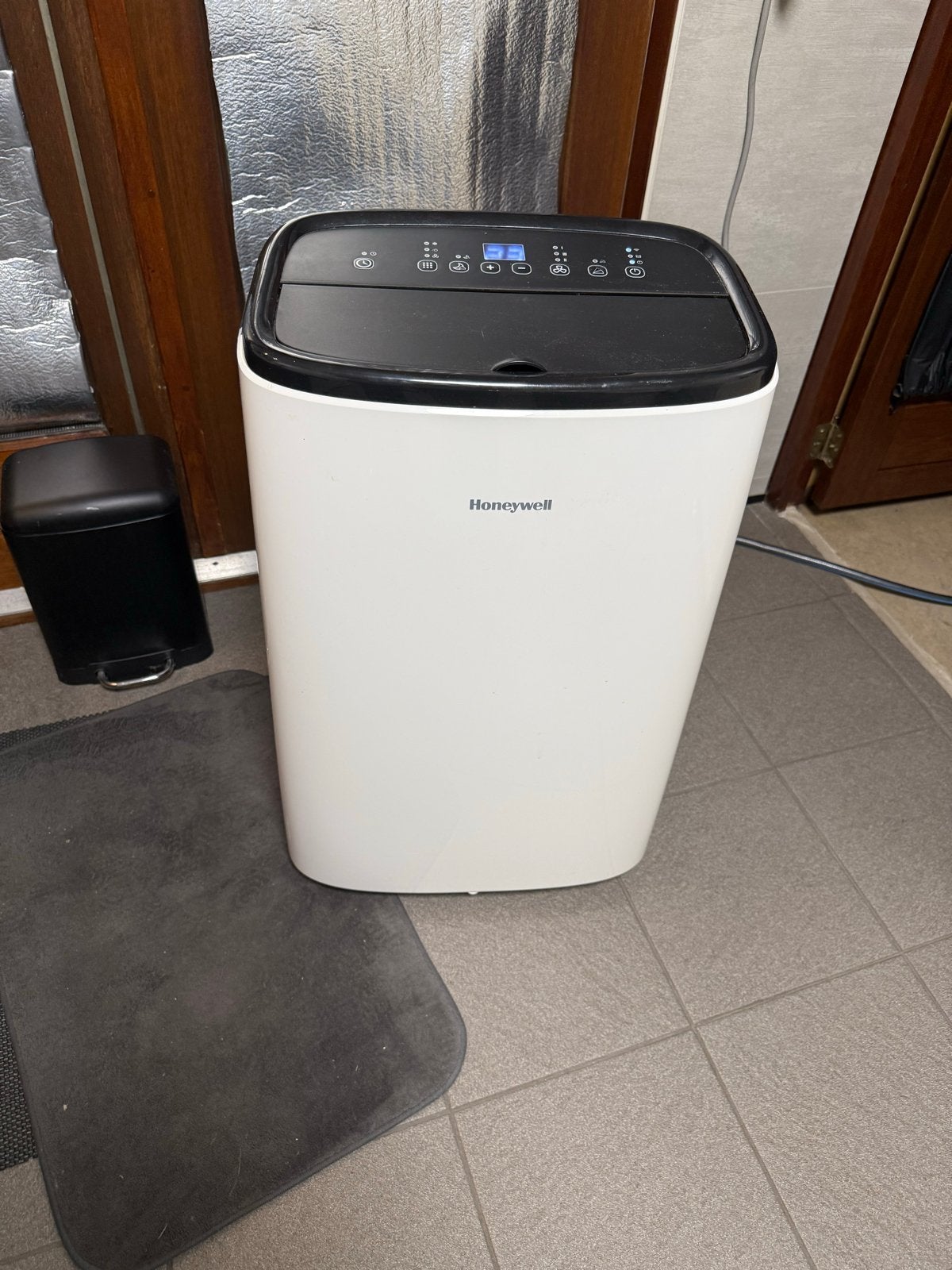 Honeywell Mobiele Airco - Krachtige Koeling voor Thuis, Ophalen, 3 snelheden of meer, Zo goed als nieuw, Energieklasse A of zuiniger