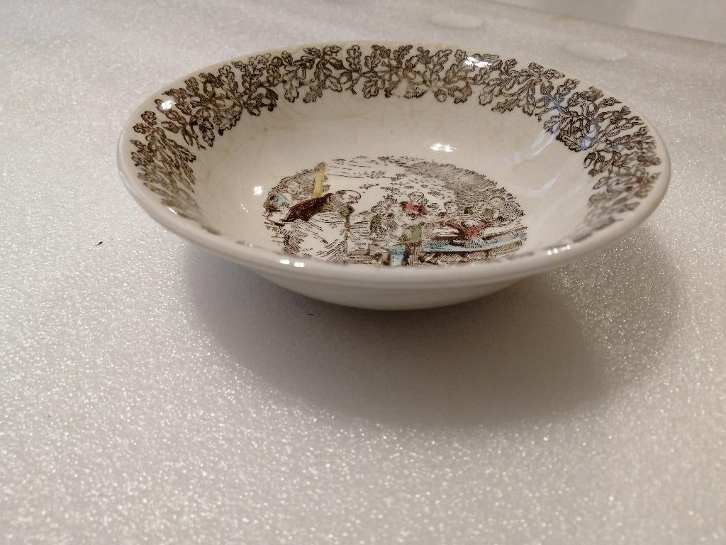 Ironstone Broadhurst Staffordshire, Dickens series,papschaal, Ophalen of Verzenden