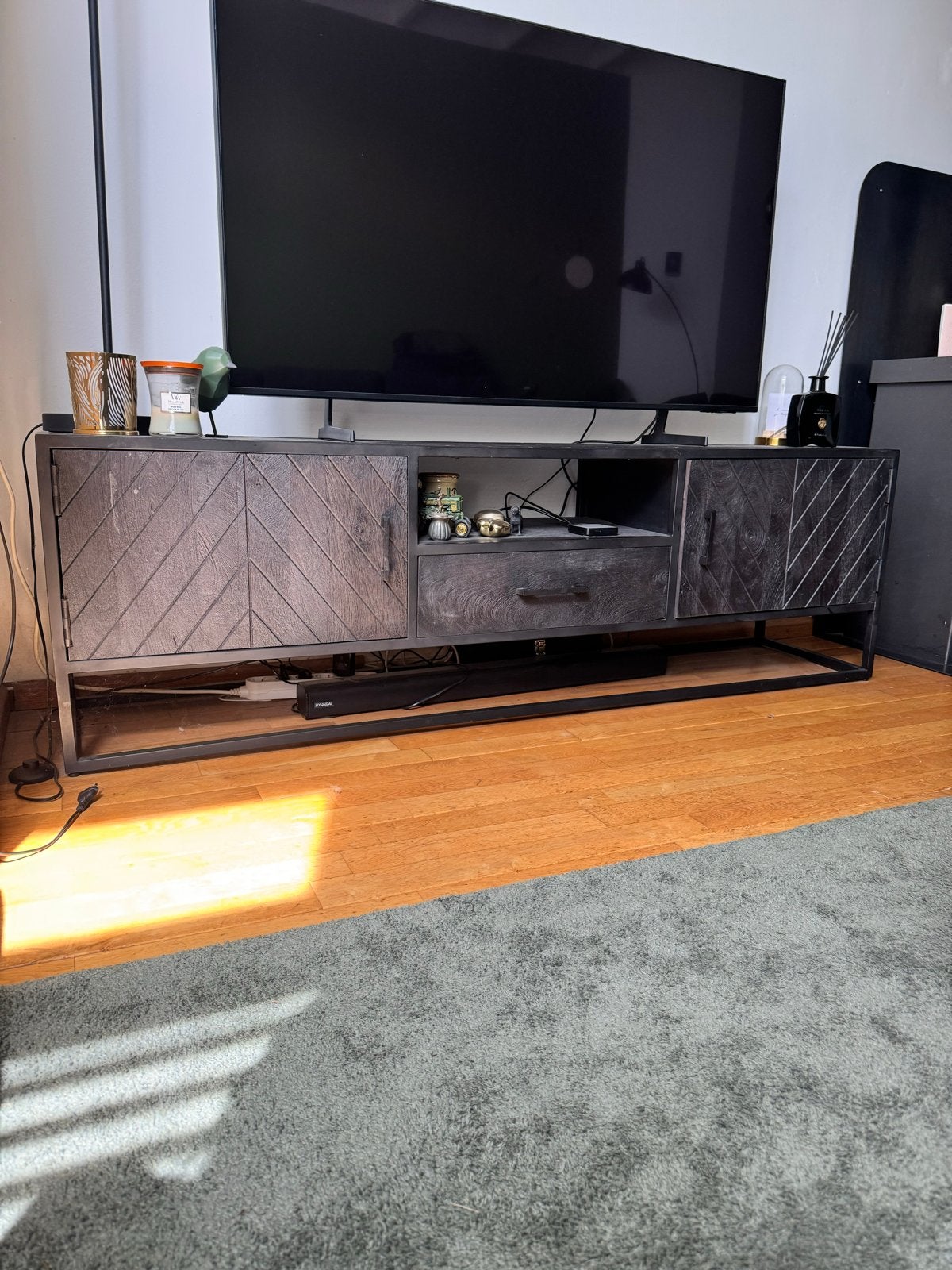 Zwart Visgraat Tv Meubel - 180 cm met Lade en Twee Deuren, Huis en Inrichting, Ophalen, Gebruikt, 150 tot 200 cm, Minder dan 100 cm