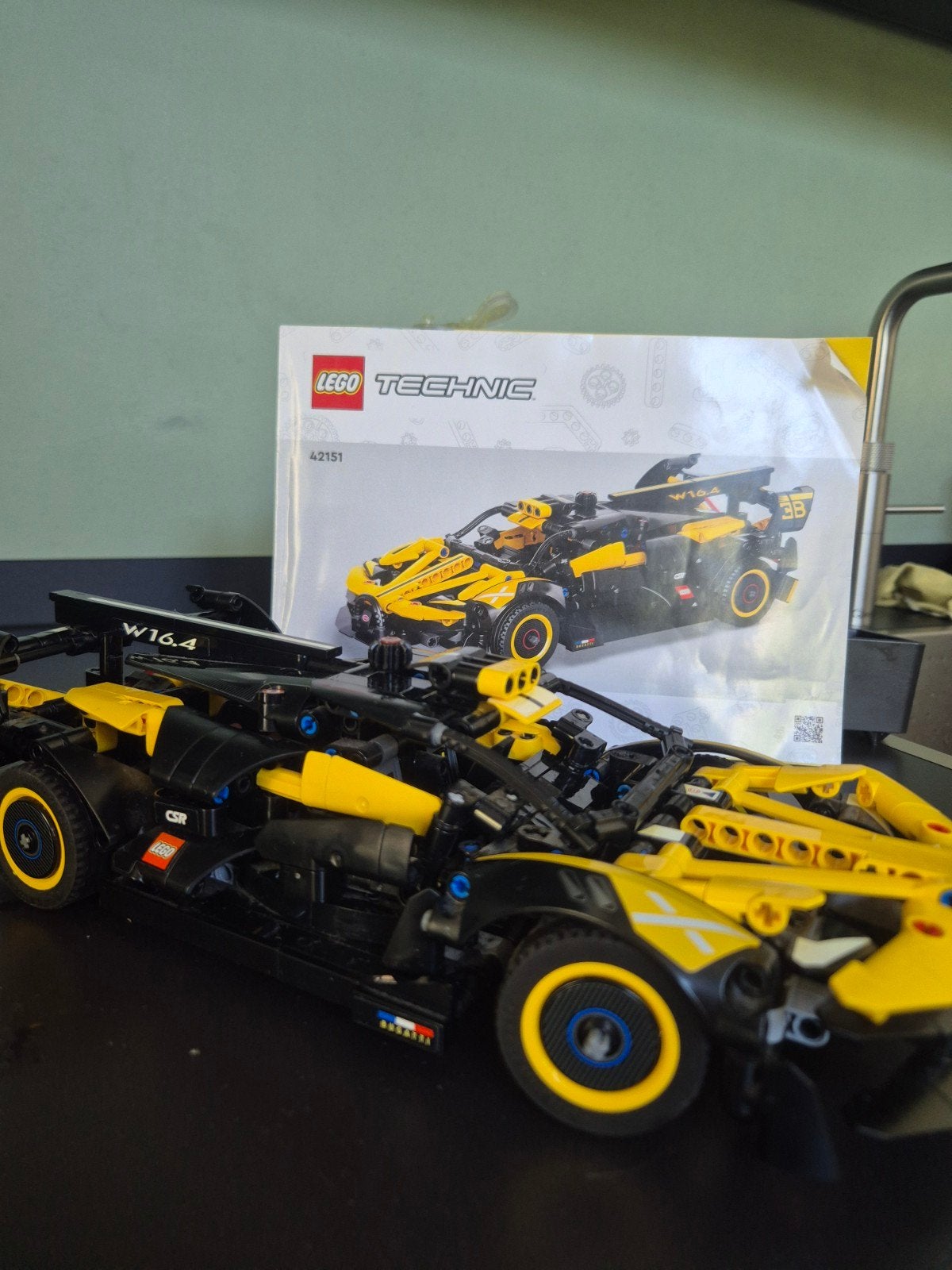 Lego Technic 42151 Bugatti Bolide, Hobby en Vrije tijd, Ophalen of Verzenden, Zo goed als nieuw, Auto, Overige merken