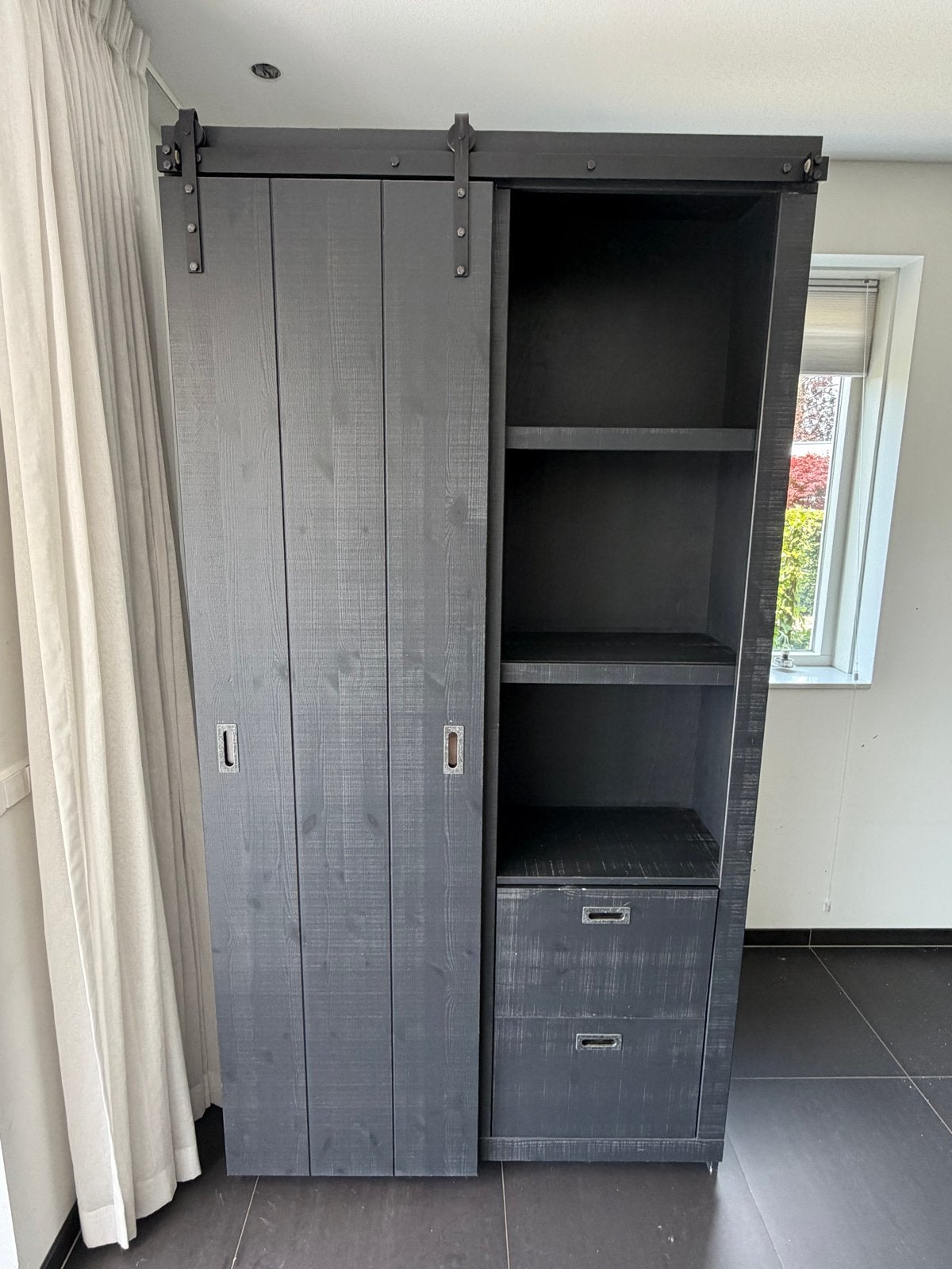 VT Wonen kast barn met schuifdeur en lades, Ophalen, Gebruikt, 100 tot 150 cm, 200 cm of meer