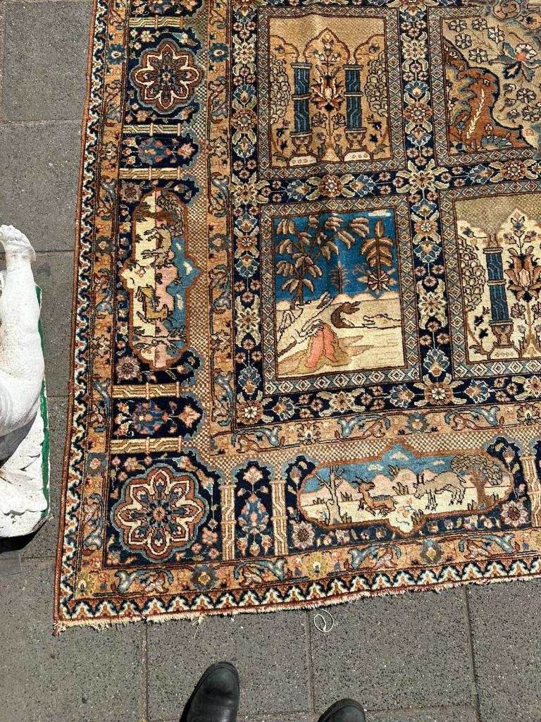 Antiek Tabriz meesterwerk tapijt, unieke details, 396x306 cm, Gebruikt, Overige kleuren, Wol, 200 cm of meer