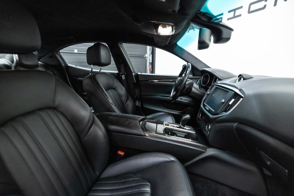 Maserati Ghibli 3.0 S Q4 (bj 2015, automaat), Auto's, Automaat, Euro 5, Gebruikt, Zwart