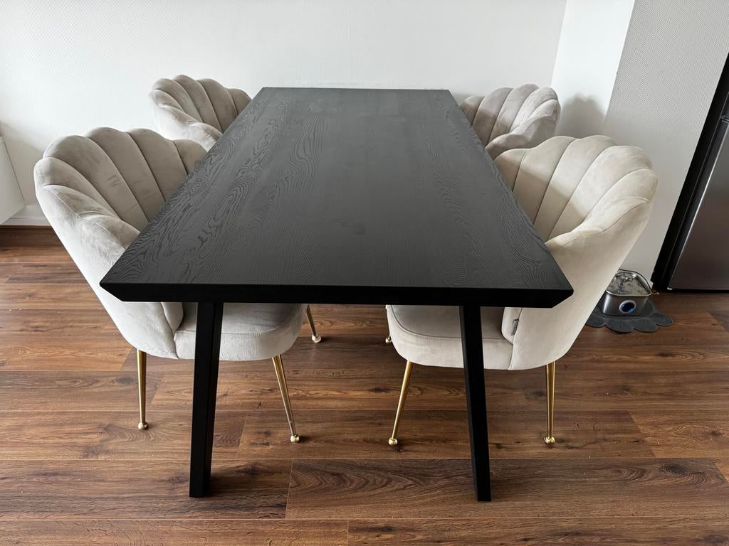 Zwarte eikenhout eettafel met 6 Richmond Pippa stoelen, Ophalen, Zo goed als nieuw, 4 tot 6 stoelen