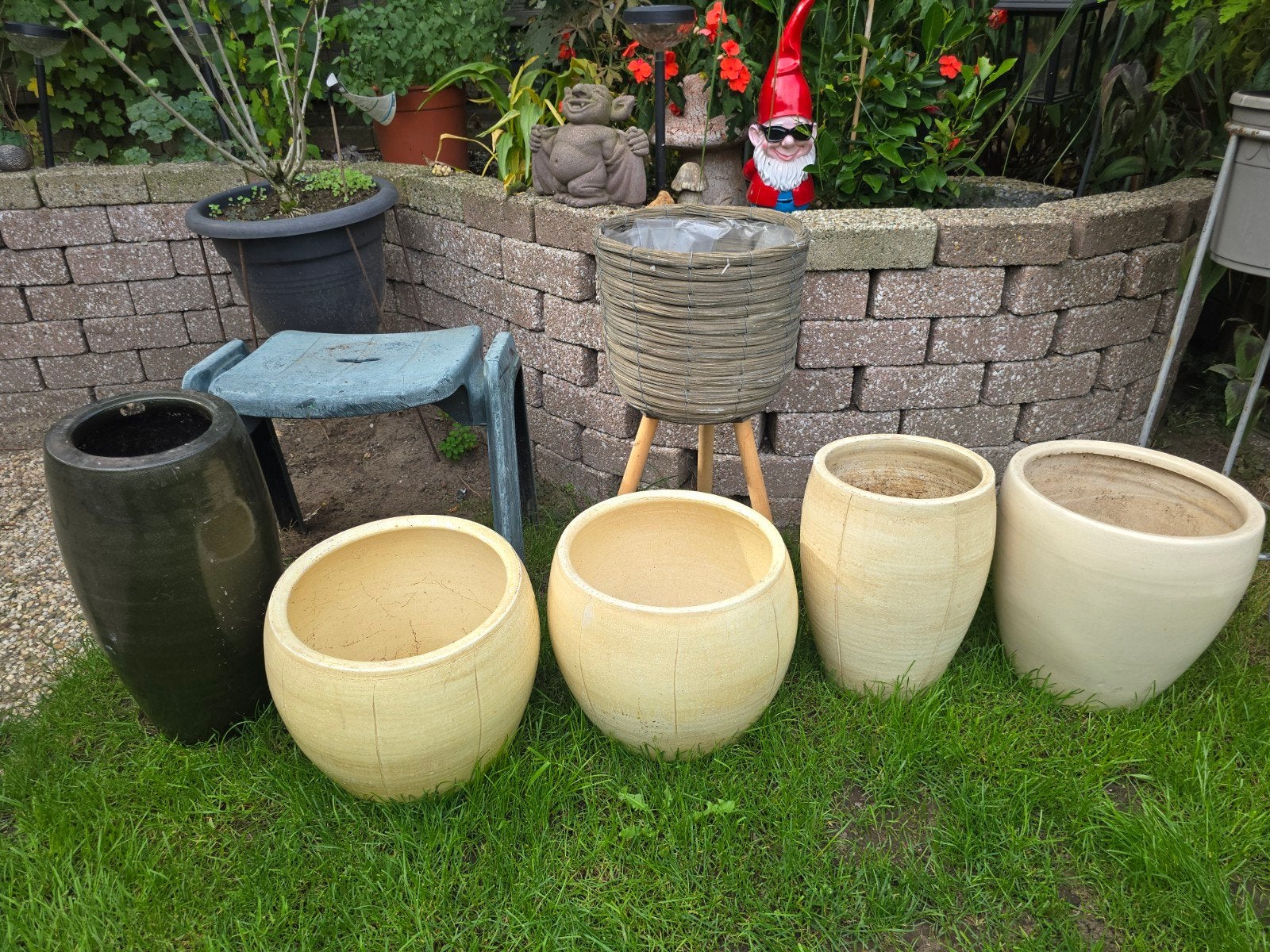 Diverse grote bloempotten, Tuin en Terras, Ophalen, Gebruikt, Rond, Binnen