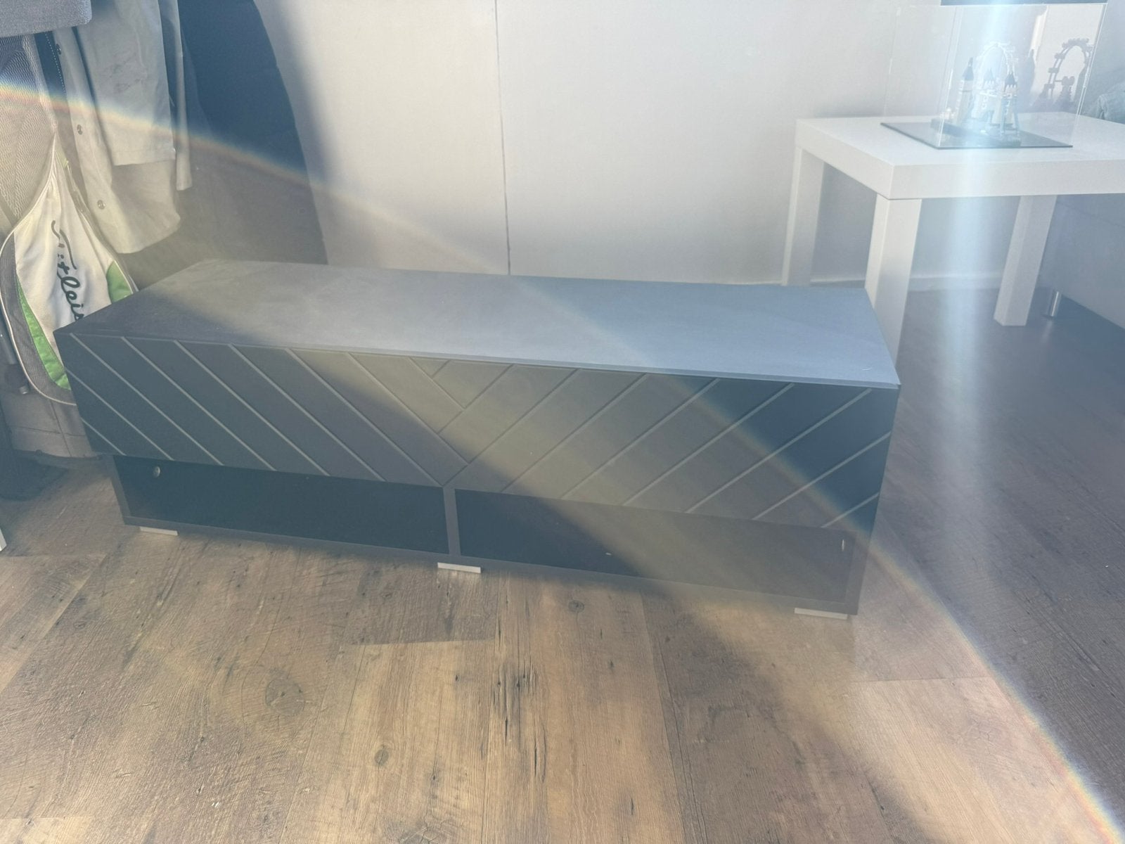 Visgraat Moderne TV-meubel/dressoir met opbergruimte, Gebruikt, 100 tot 150 cm, Ophalen of Verzenden, Minder dan 100 cm