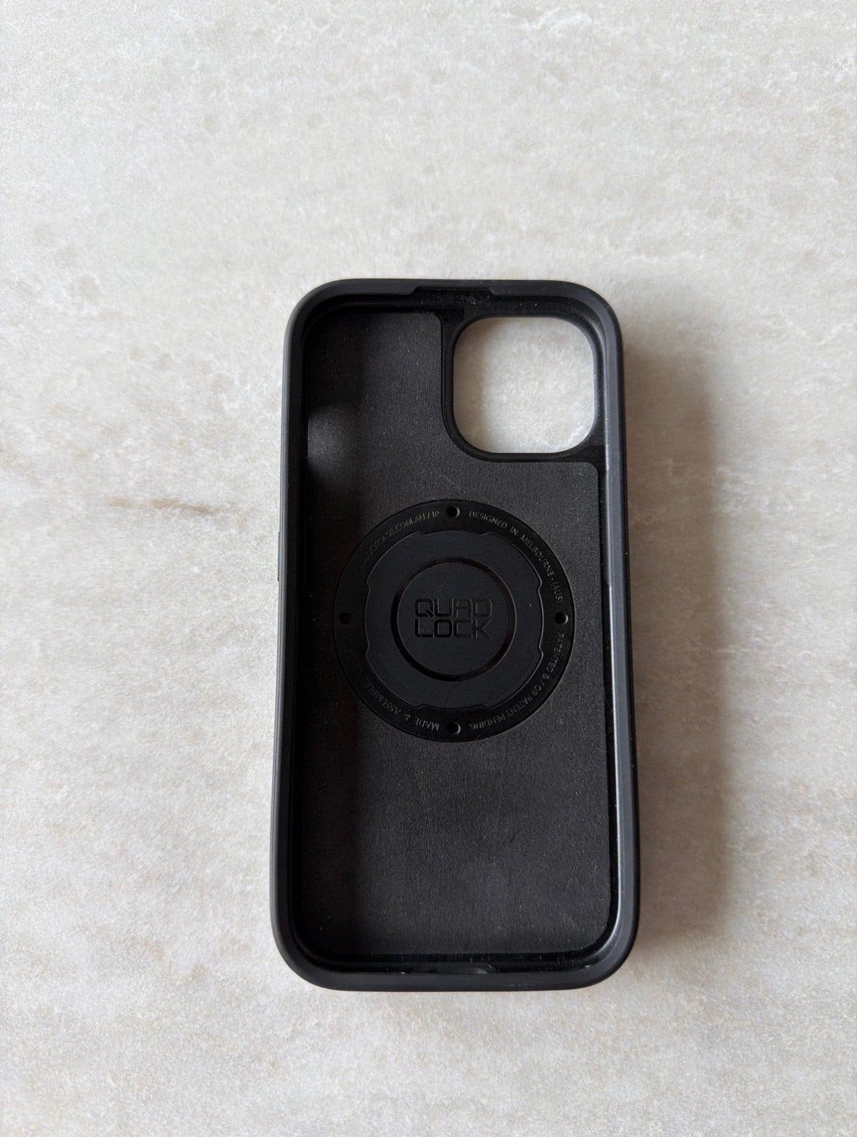 Quad Lock Hoesje voor iPhone 15 - Zwart, Telecommunicatie, Kunststof, IPhone 15, Zwart, Verzenden