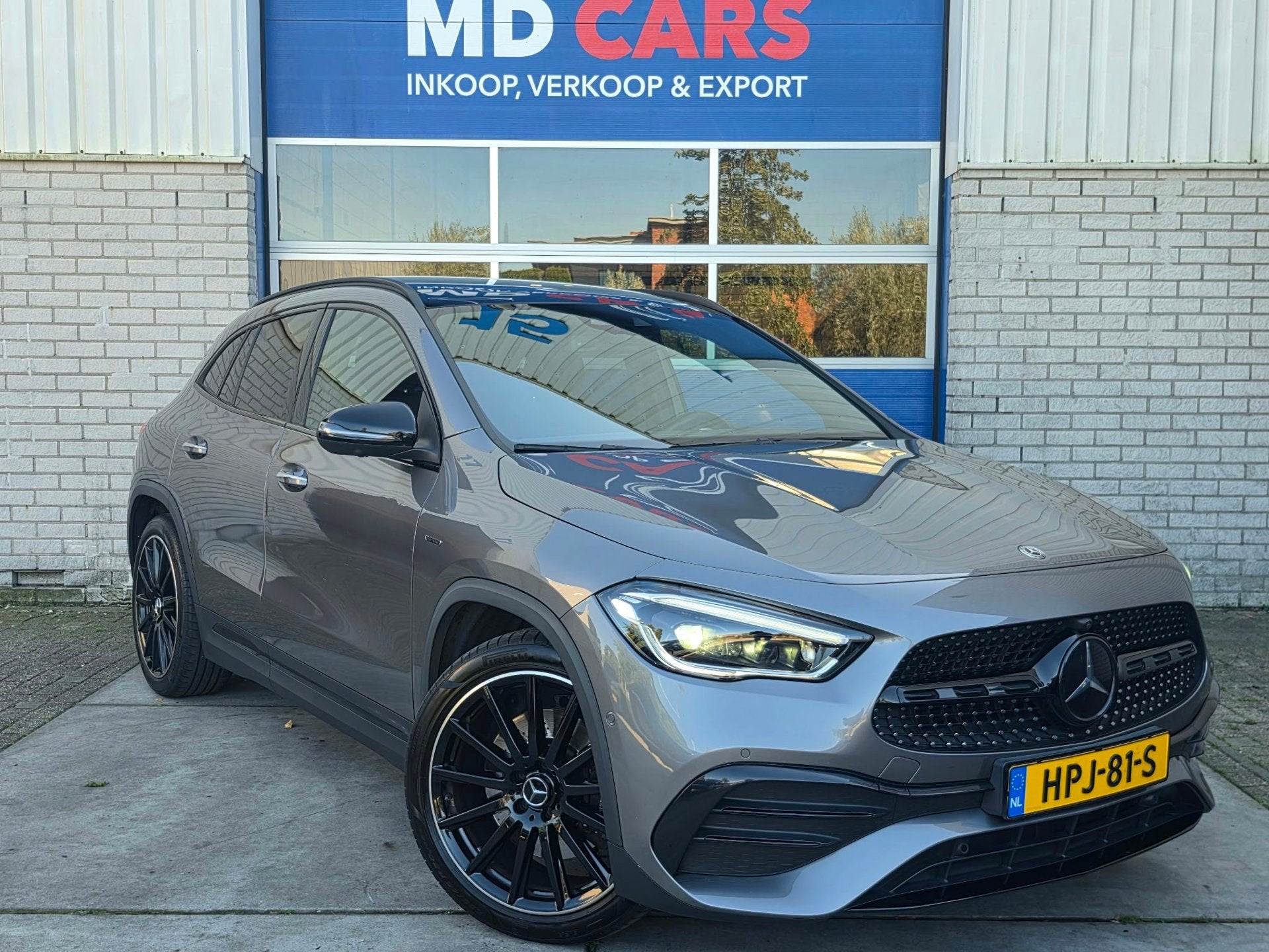 Mercedes-Benz GLA-klasse 250 4MATIC AMG Line PANO/EDITION 1, Dealer onderhouden, 4 cilinders, 2000 kg, Leder