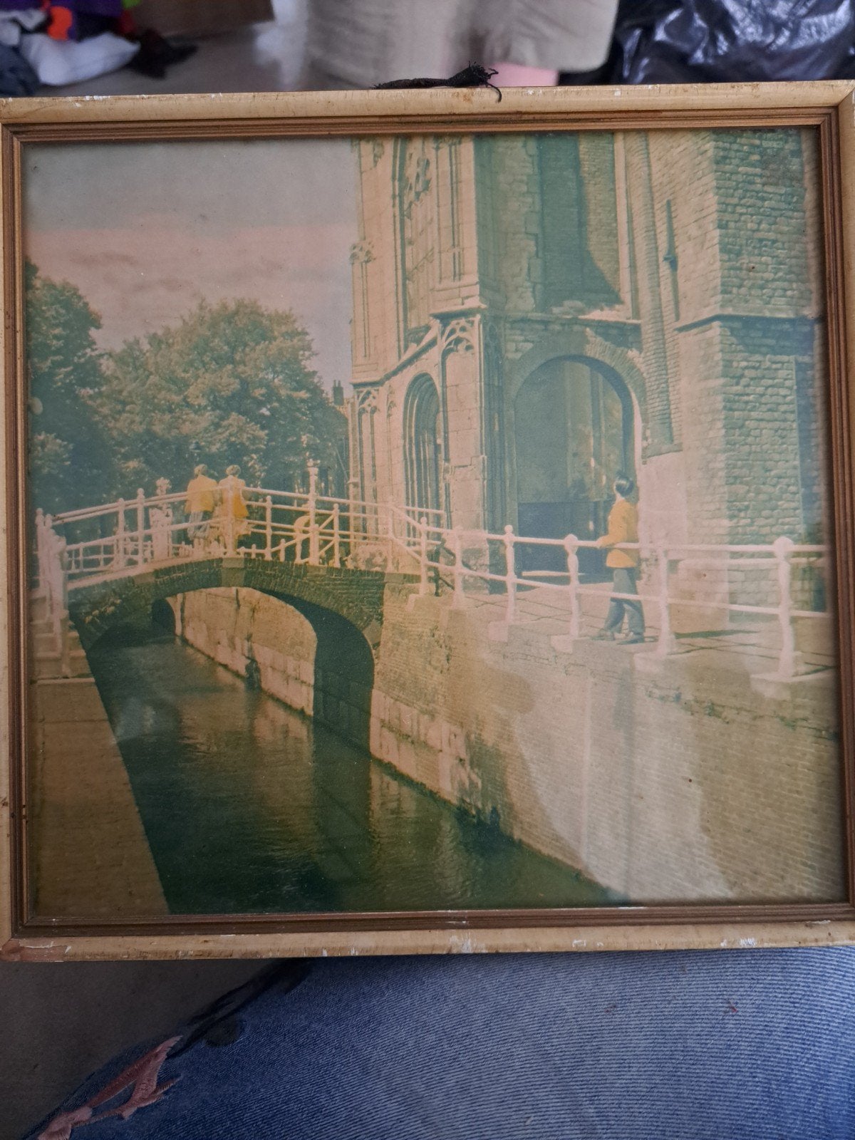 Diverse ingelijste kunstwerken en prenten van Delft, Ophalen of Verzenden, Overige typen, Gemengde techniek, Gesigneerd