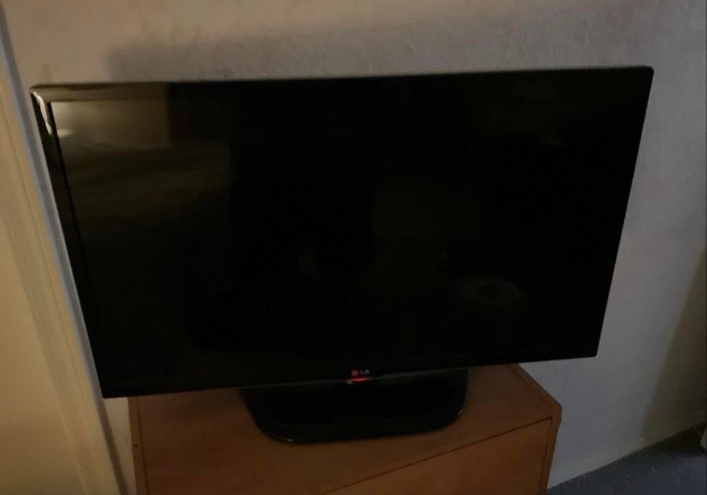 LG 32 inch HD TV LG-32LD320, Ophalen, Zo goed als nieuw, 50 Hz, LG