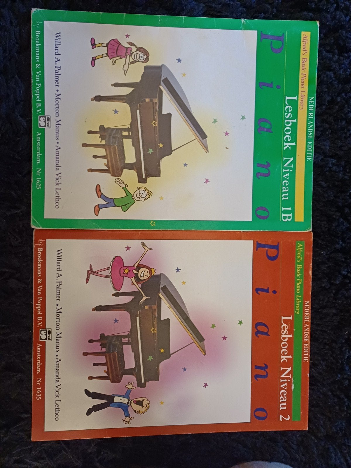 Alfred's Piano Lesboek Niveau 1B & 2 (Nederlandse Editie), Boeken, Ophalen of Verzenden, Gelezen, Instrument, Willard A. Palmer, Morton Manus, Amanda Vick Lethco