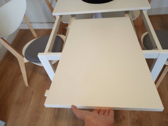 IKEA VANGSTA uitschuifbare tafel met 4 IKEA NORDMYRA stoelen, Ophalen, 50 tot 100 cm, 50 tot 100 cm, Zo goed als nieuw