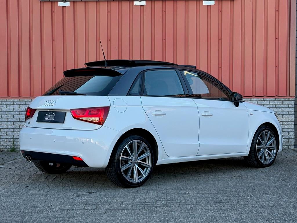 Audi A1 Sportback 1.4 TFSI S-Line Pano Cruise Navi Sfeer PDC, Euro 5, Stof, Zwart, 4 cilinders