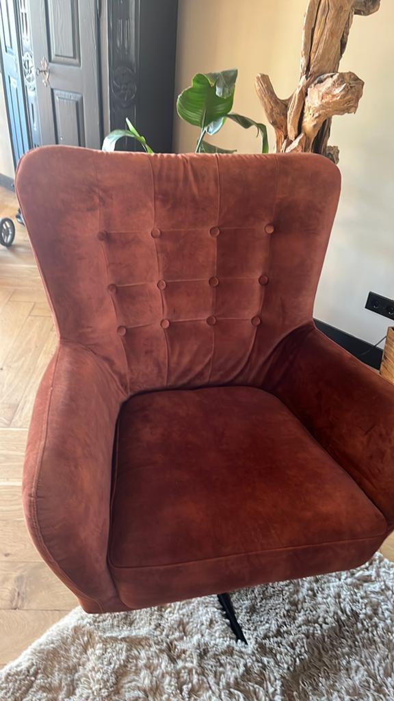 Fauteuil roestbruin, Ophalen, Zo goed als nieuw, 75 tot 100 cm, 50 tot 75 cm