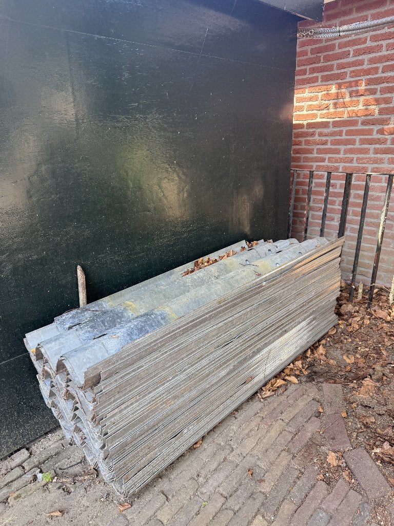 46 stuks Stalen Damwand / Vangrail profielen (160x52 cm), Ophalen, Zo goed als nieuw, Overige metalen