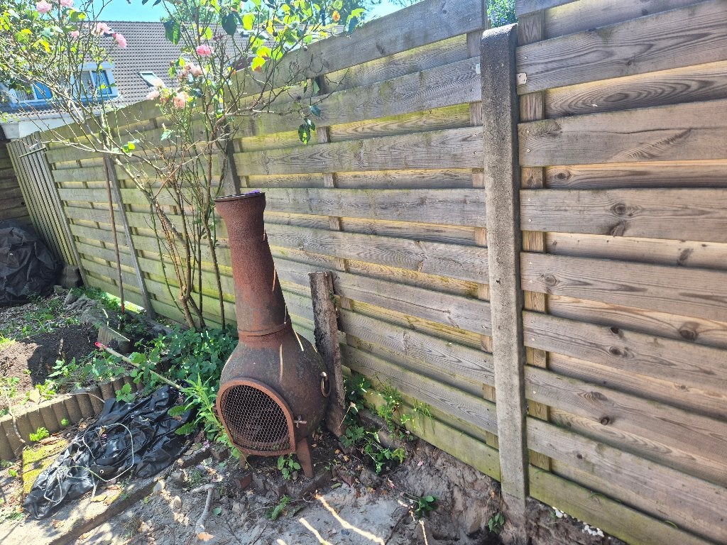 2 Betonpalen ophalen, Tuin en Terras, Schuttingen, Ophalen, Overige materialen, Gebruikt, Minder dan 3 meter