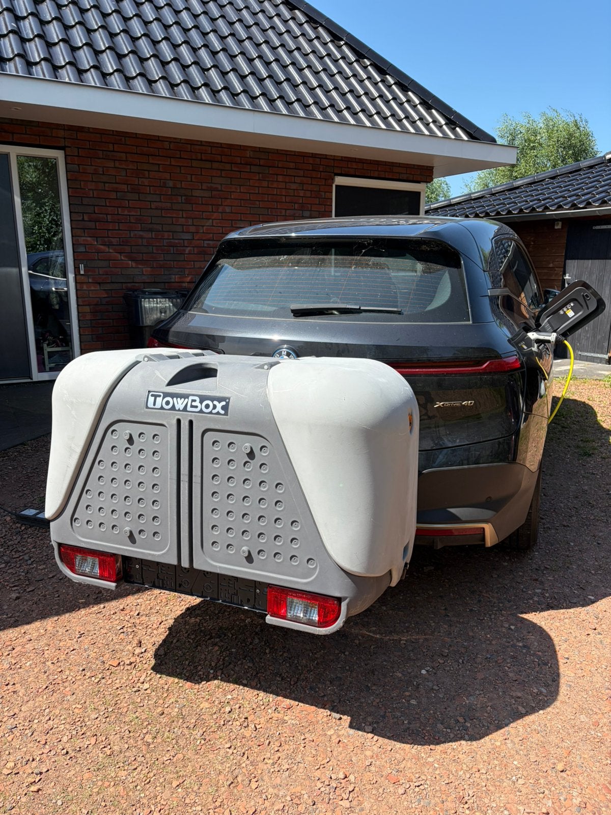 Te huur Towbox trekhaakkoffer trekhaakbox dakkoffer 390 ltr, Auto diversen, Ophalen, Zo goed als nieuw