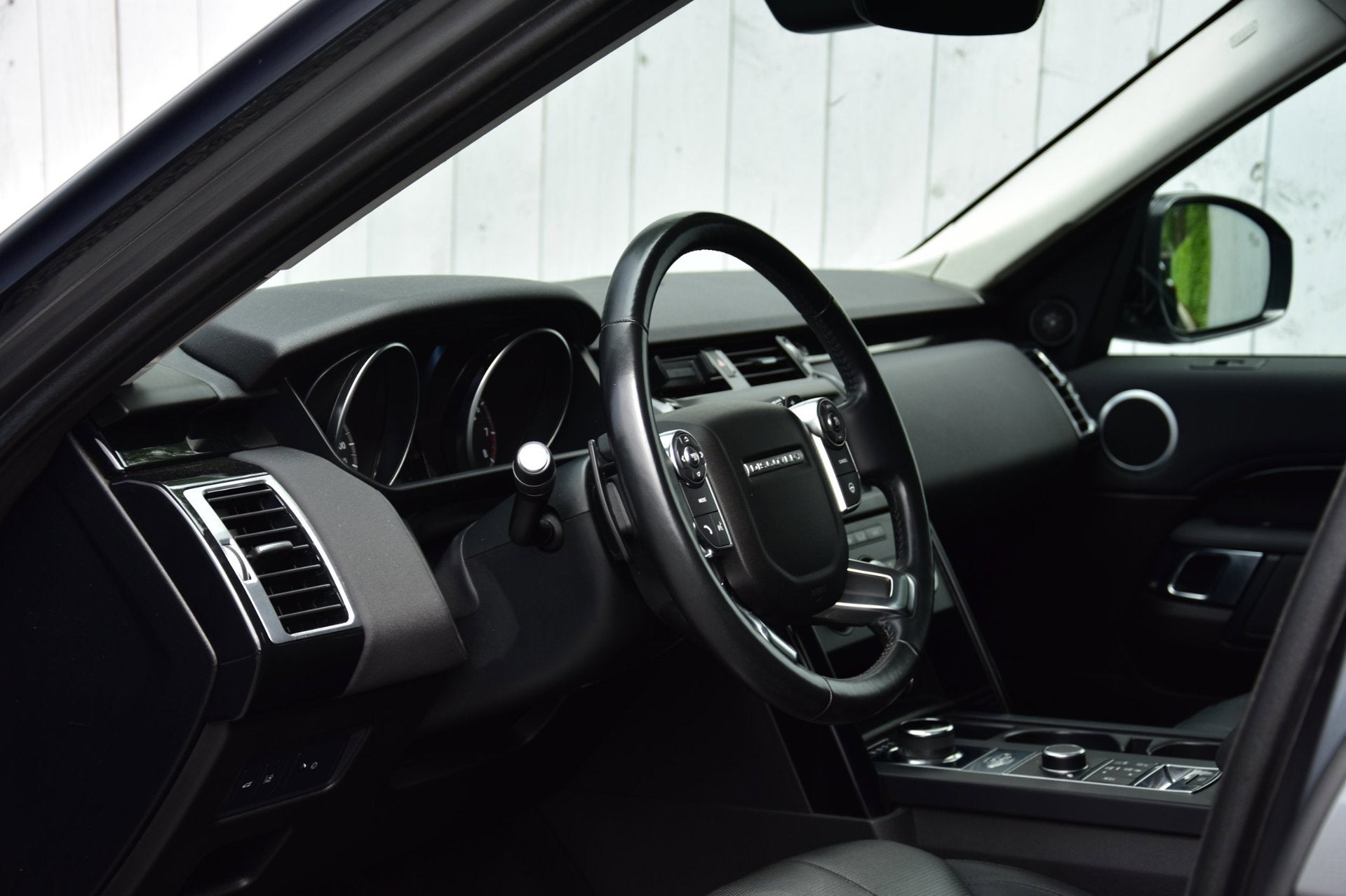 Land Rover Discovery 2.0 Si4 SE | Trekhaak | Pano-dak | Came, Automaat, Dealer onderhouden, 4 cilinders, Bedrijf