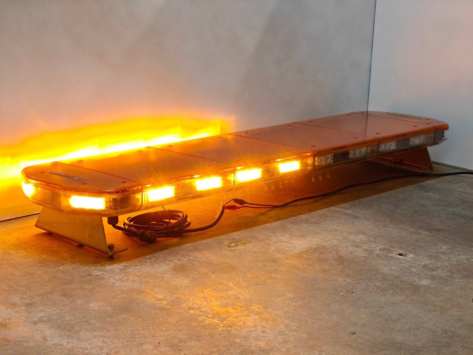 Redtronic Spartan flitsbalk 138cm zwaailamp zwaailicht led, Ophalen of Verzenden, Gebruikt