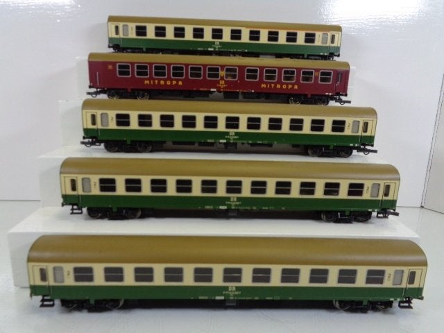ROCO 5 x rijtuigen DR. (H0), Hobby en Vrije tijd, Modeltreinen | H0, Gelijkstroom, Wagon, Ophalen of Verzenden, Zo goed als nieuw