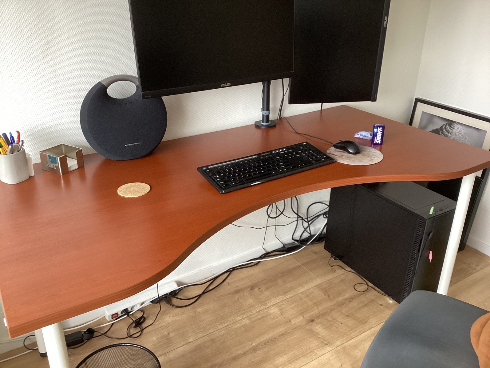 Bureaublad, Ophalen, Gebruikt, 180 cm, Bruin