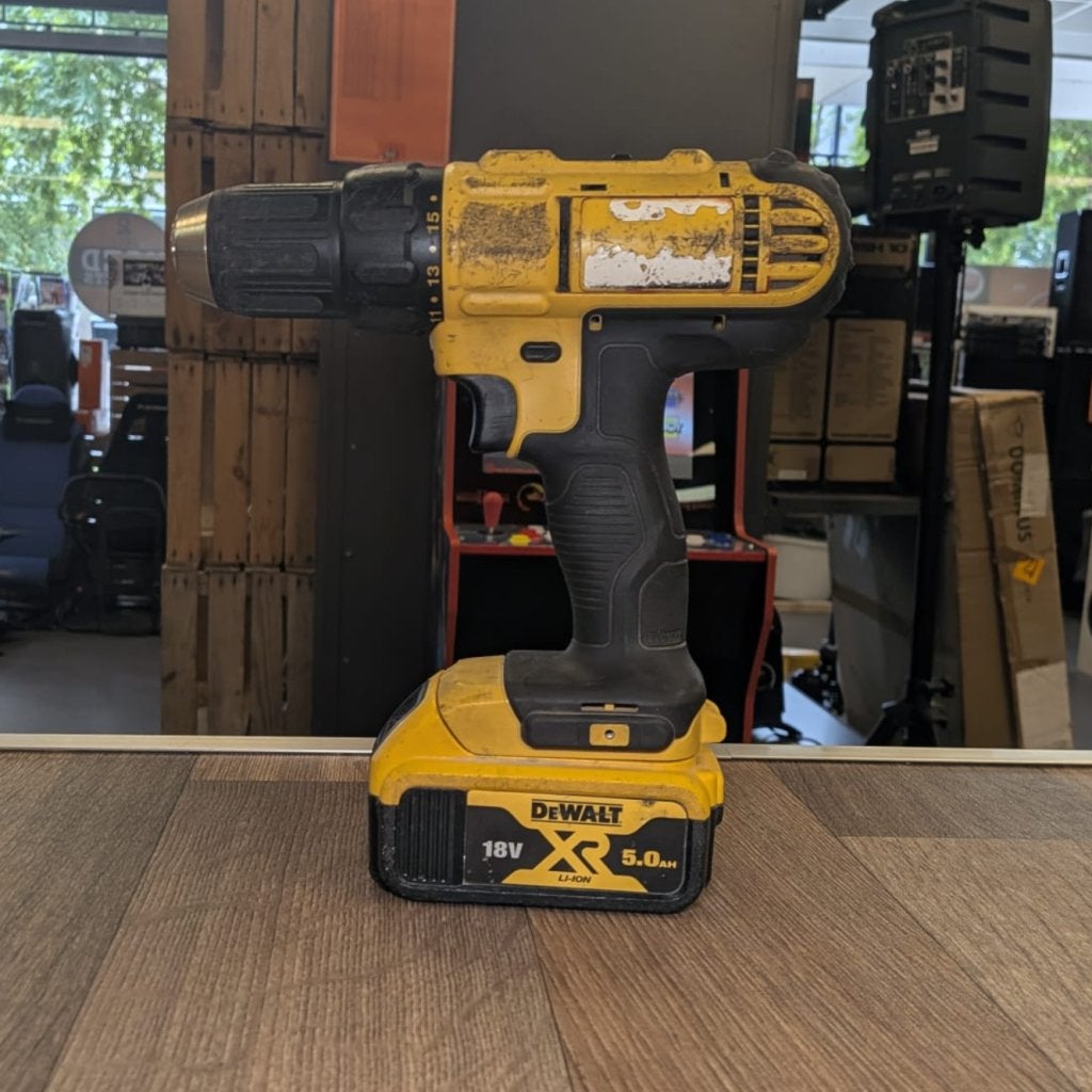 Foto 3 van Dewalt DCD771 Schroef/Boormachine Incl 18V 5.0Ah Accu