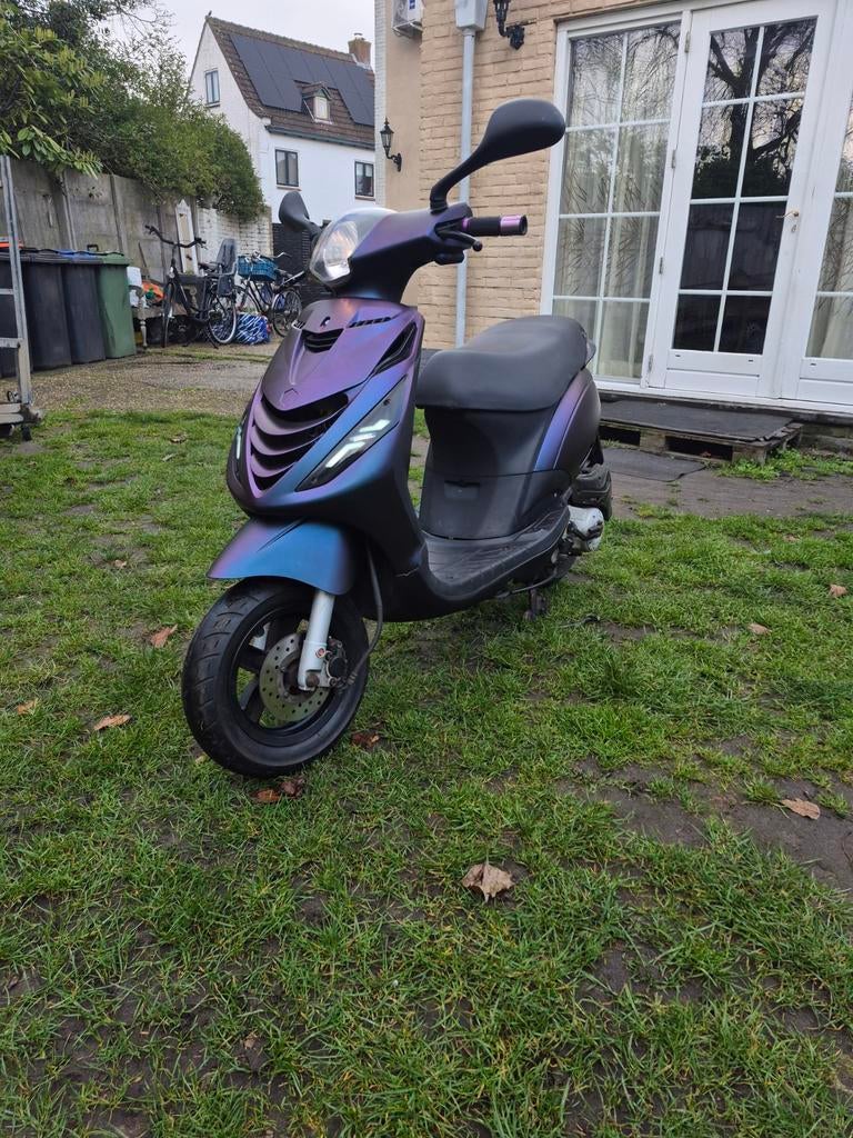 Piaggio Zip 80cc - Kameleon, Maximaal 45 km/u, Zip, Ophalen of Verzenden, Zo goed als nieuw