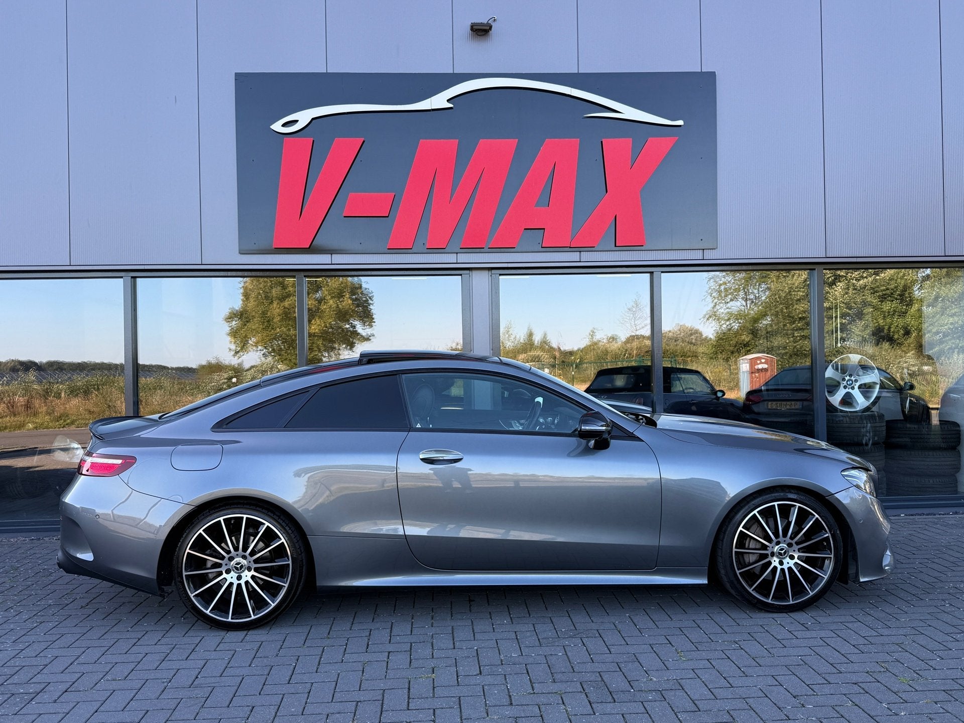 Mercedes-Benz E-klasse Coupé E200 Premium+ AMG HUD Pano Bur, Automaat, Achterwielaandrijving, 4 stoelen, Bedrijf