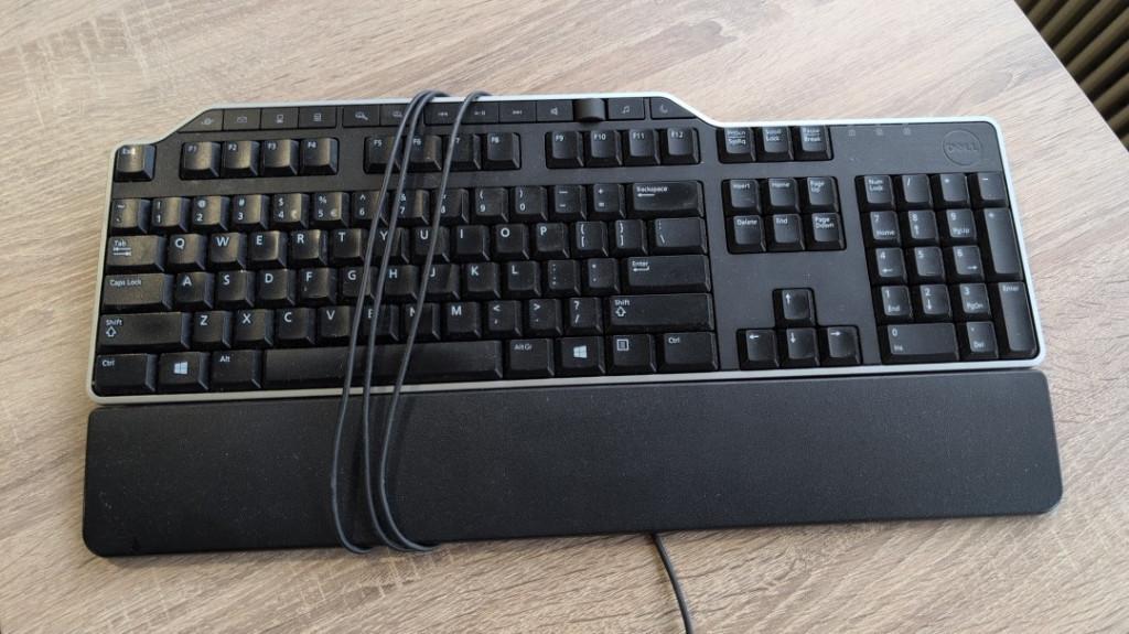 Dell toetsenbord KB522, Computers en Software, Toetsenborden, Ophalen, Gebruikt, Multimediatoetsen, Qwerty