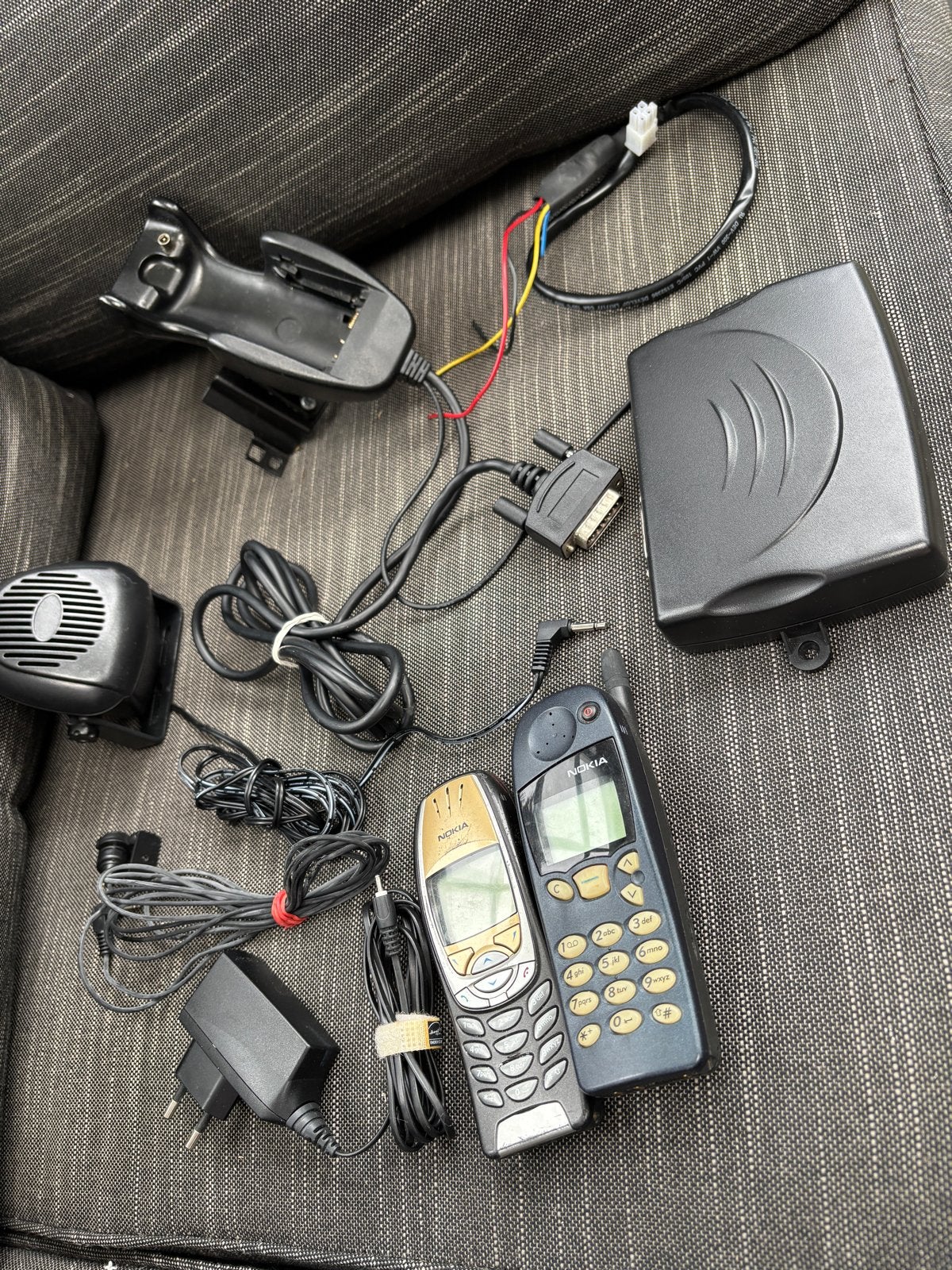 Nokia 6110 en 6210 met accessoires en carkit, Ophalen of Verzenden, Gebruikt, Overige typen, Nokia