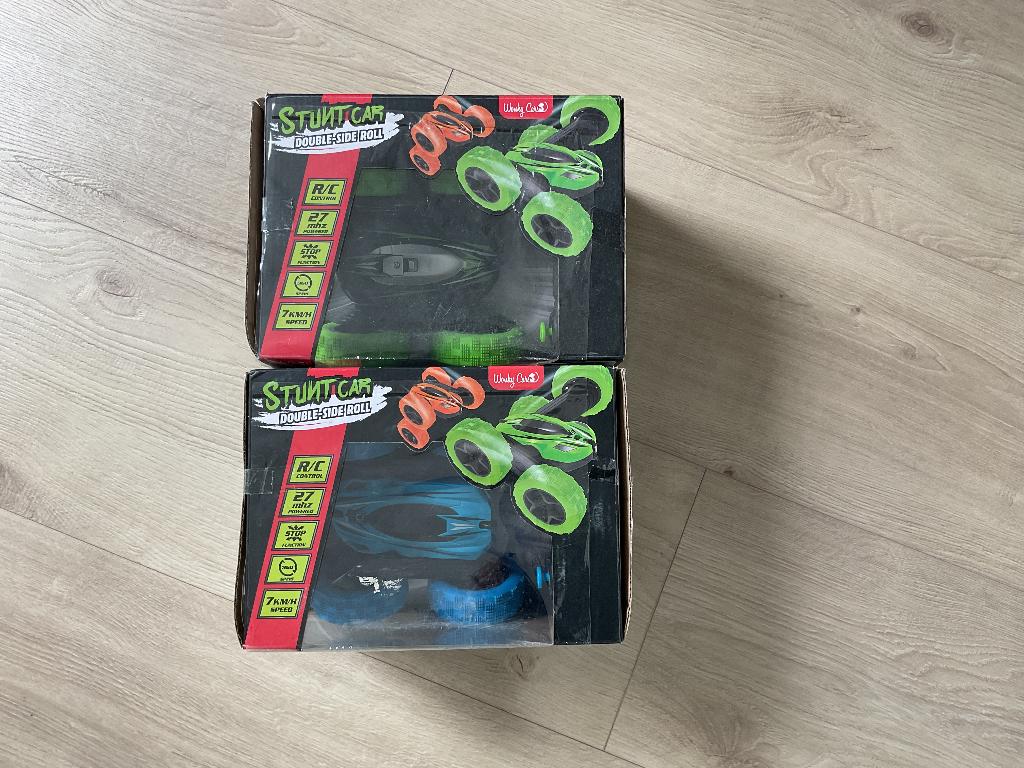 Wonky  cars stuntauto 2 stuks, Ophalen, Gebruikt