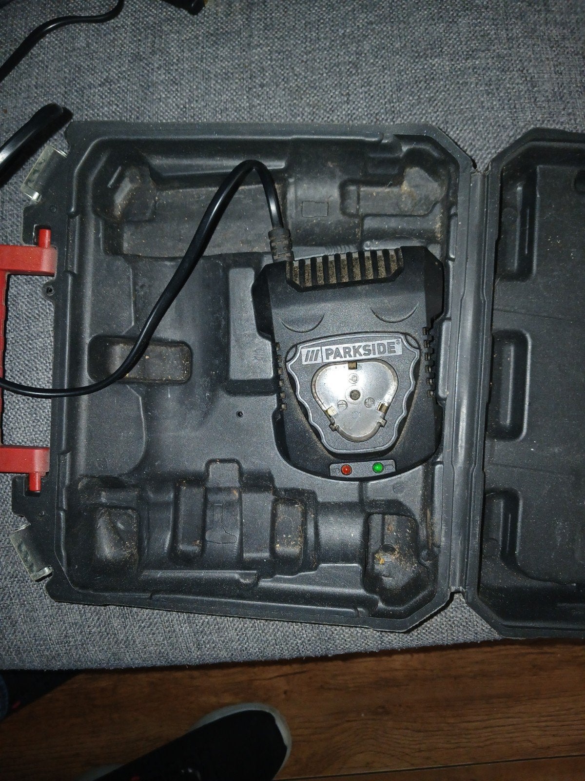 parkside acculader + koffertje
