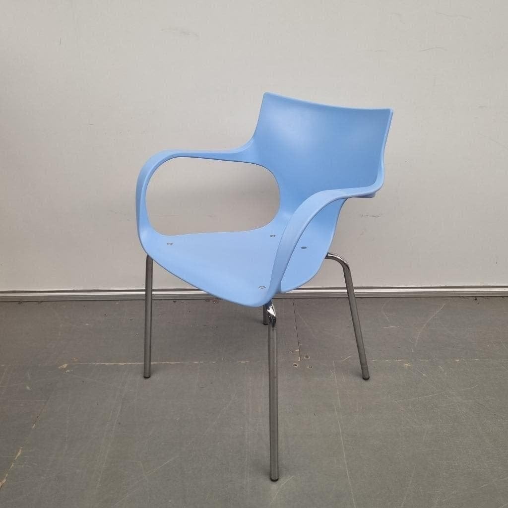 Acta design stoel - lichtblauw set van 4 stapelstoelen, Huis en Inrichting, Stoelen, Ophalen, Gebruikt, Kunststof, Vijf, Zes of meer stoelen